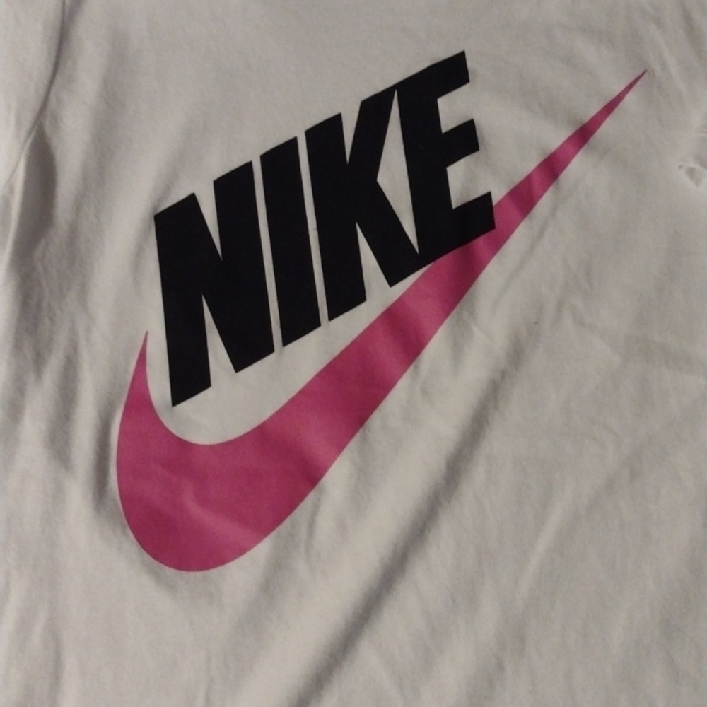 Nike - Picture 7 of 7